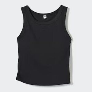 Uniqlo Ribbed Cropped Bra Top size M